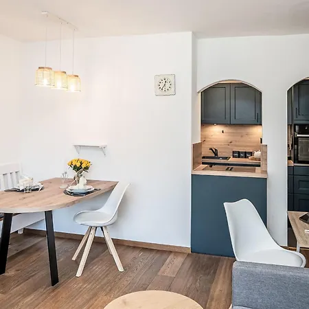 Apartamento Chesa Sonnalpine B 55-7 By Interhome